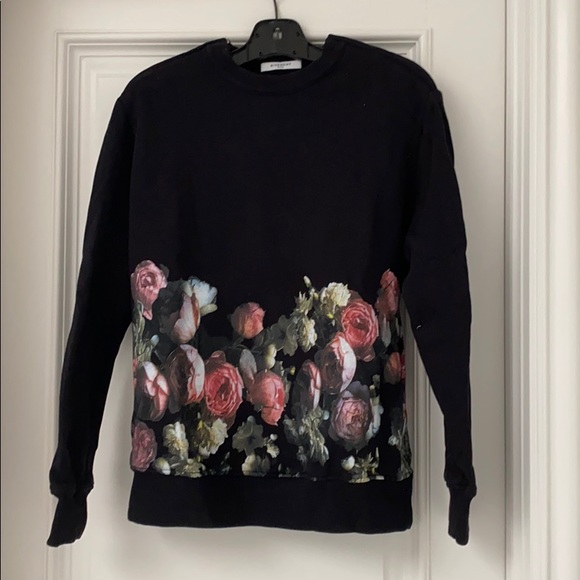 Givenchy sweatshirt - Picture 1 of 3
